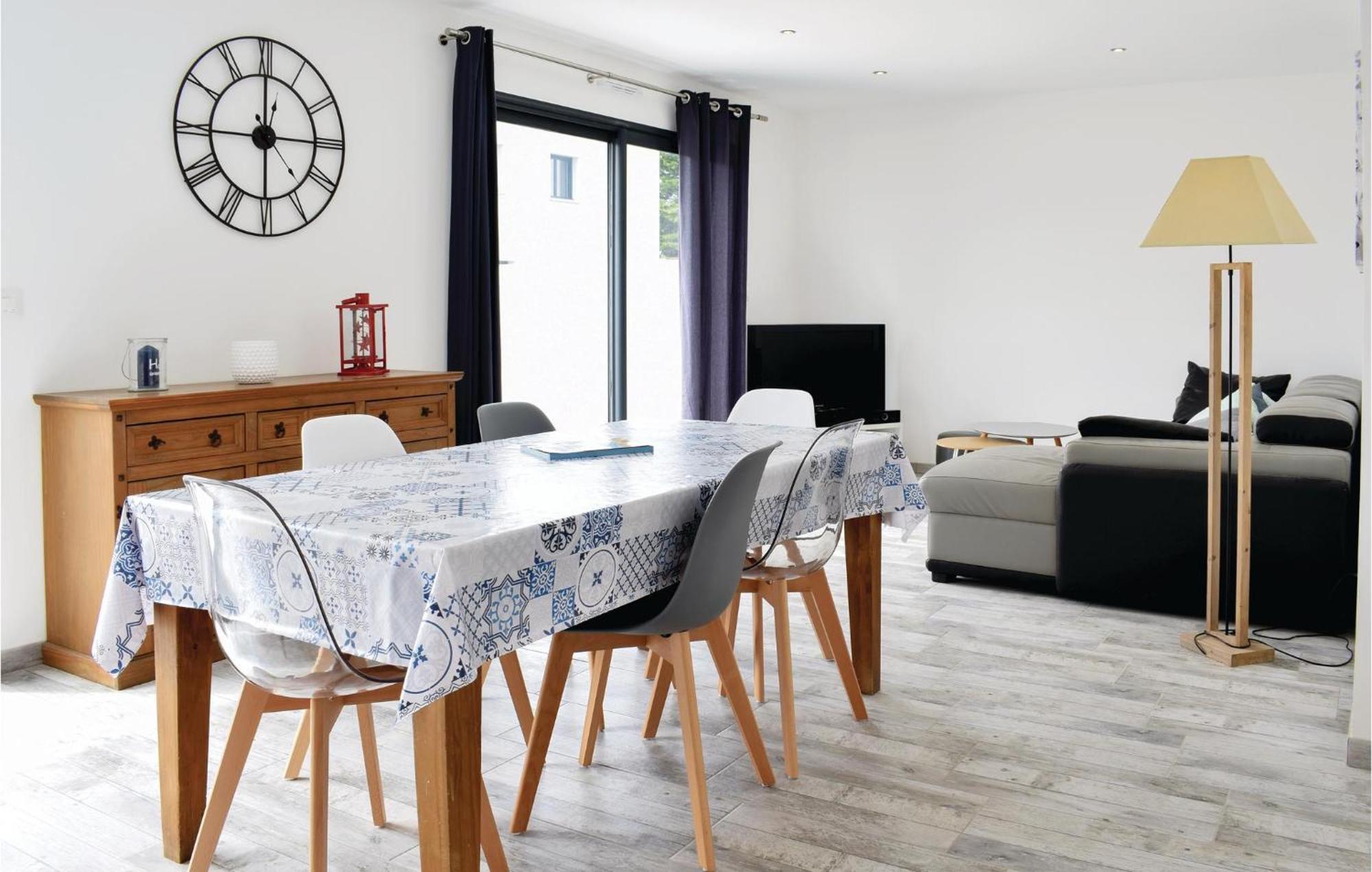 Amazing Home In Saint-Germain-Sur-Ay With Wifi Exterior photo