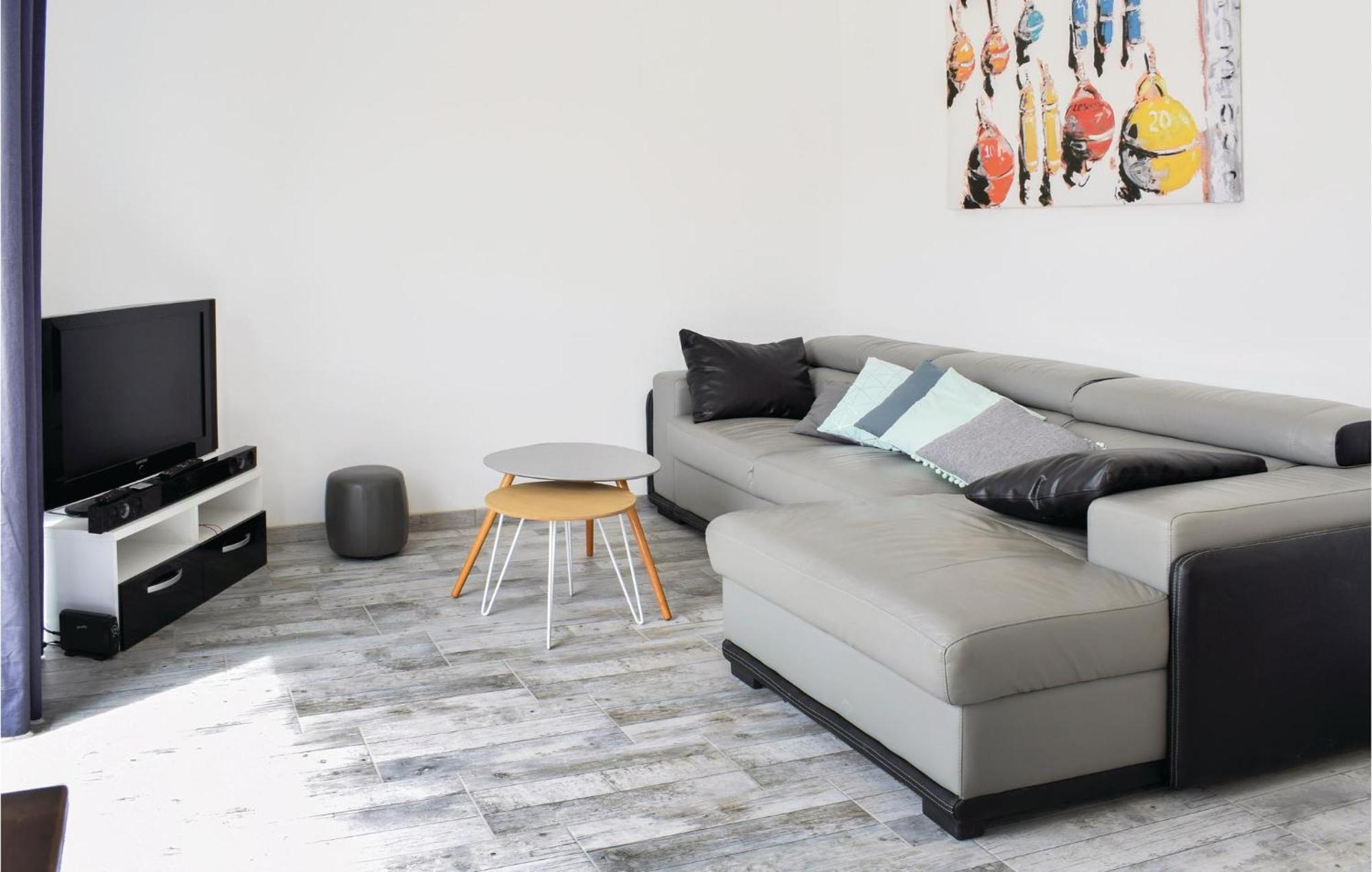 Amazing Home In Saint-Germain-Sur-Ay With Wifi Exterior photo